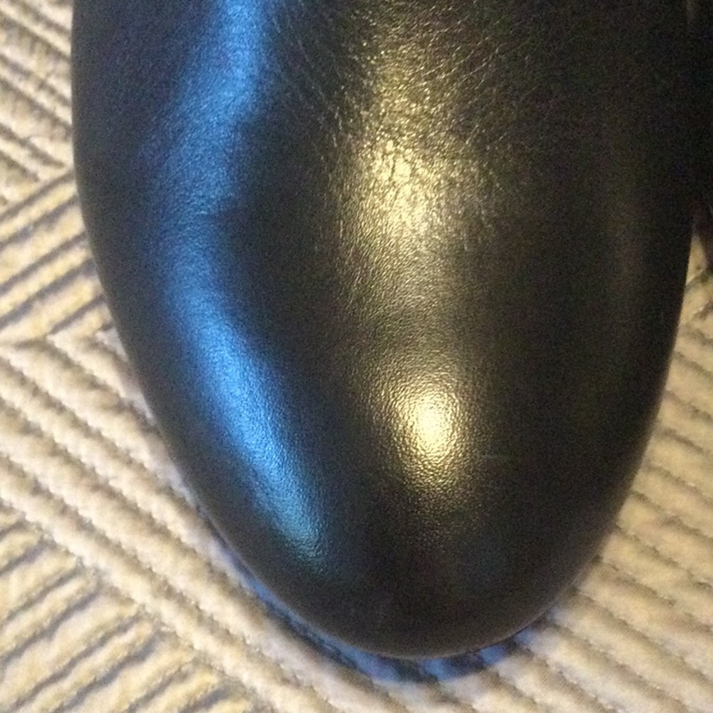 Coach Seneca size 9.5 black leather heels for women - Picture 3 of 11